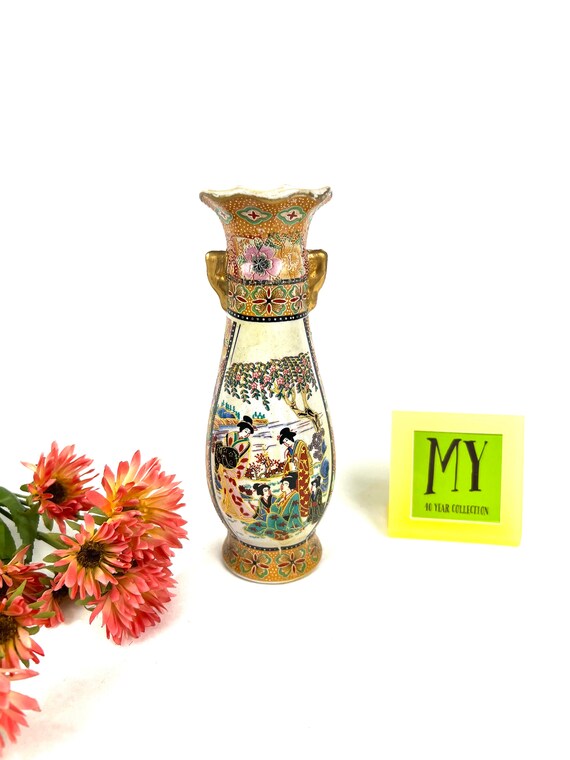 ヴィンテージ薩摩焼花瓶：手描きの陶器製壺、金彩装飾付き - Etsy 日本