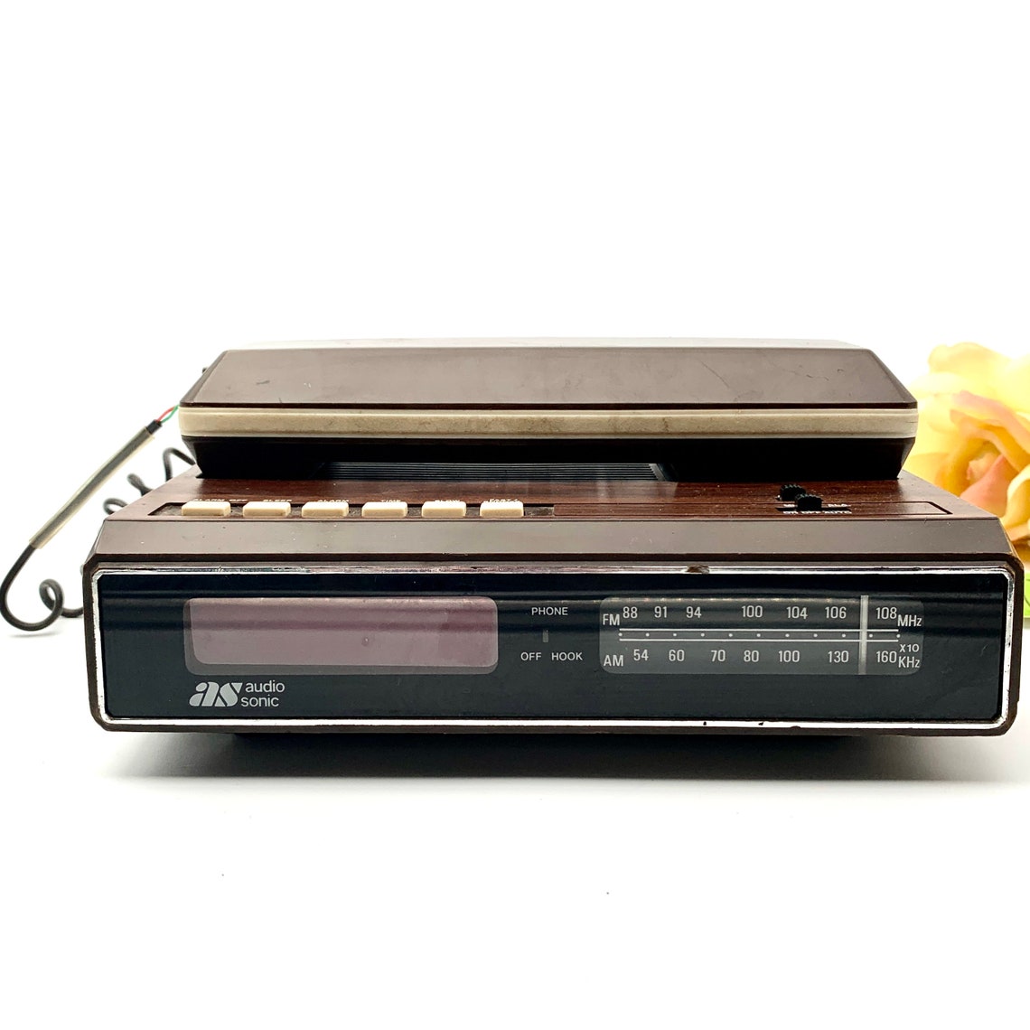 Audiosonic Vintage Am Fm Clock Radio Telephone Retro Decor Etsy