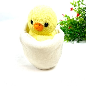 Vintage Ty Beanie Baby Eggbert Chick Plush: Nursery Decor