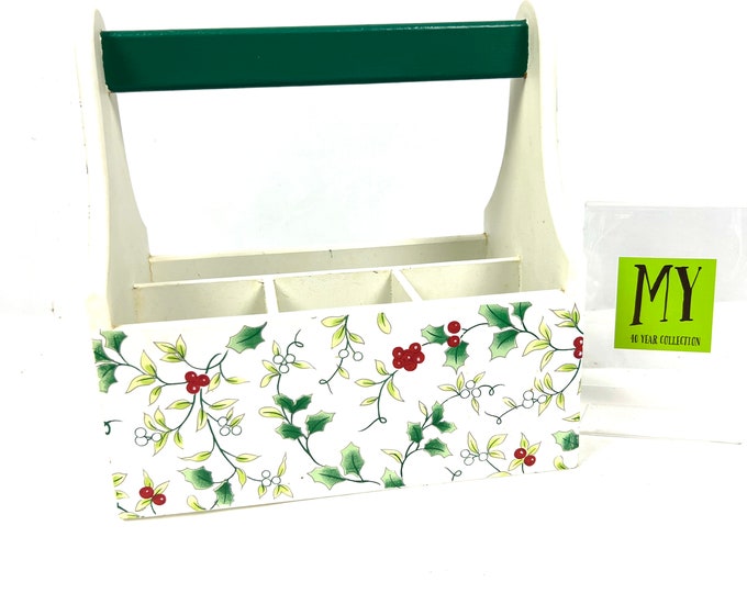 Vintage Pfaltzgraff Wood Caddy With Handle Winterberry Motif Silverware