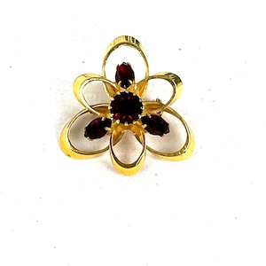 Vintage Gold Tone Flower Brooch with Red Garnet Rhinestones