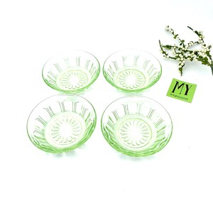 Four Vintage Colonial &quot;Knife and Fork&quot; Anchor Hocking Green Depression Glass Dessert Bowls Fruit Bowls Replacement Bowls My40YearCollection
