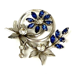 Vintage Silver Tone Floral Brooch – Blue and Clear Rhinestone Flower Pin - My40YearCollection