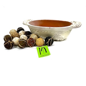 Vintage Terracotta Planter - Eggshell White - Oval Leaf Motif - Two Handles - Table Centerpiece - My40YearCollection