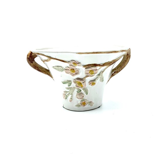 Vintage Floral Embossed Pottery Bowl: White Ceramic Planter with Wood-Look Handles
