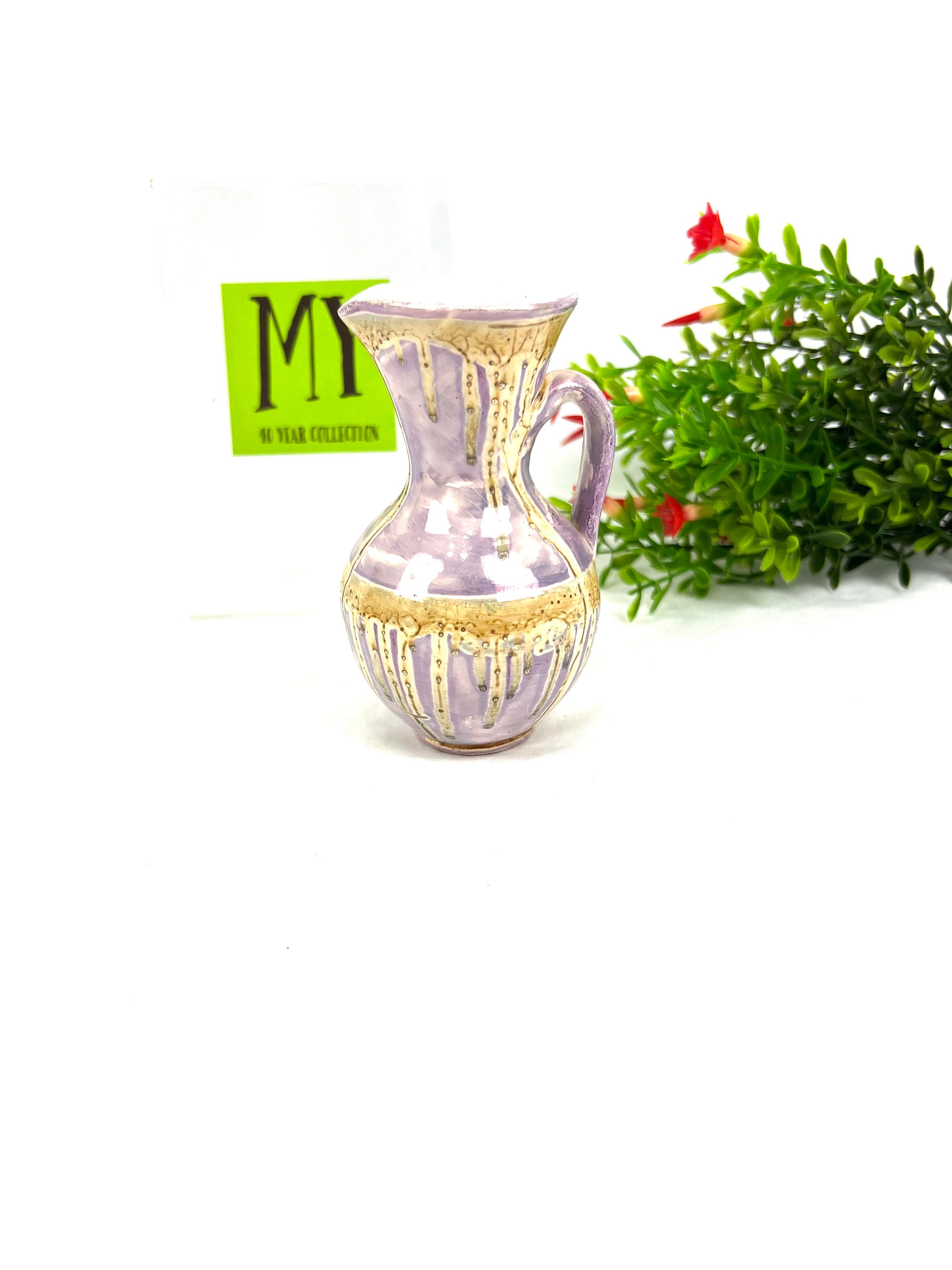 ヴィンテージミニチュア陶器ピッチャー：虹色に輝く紫と金の花瓶