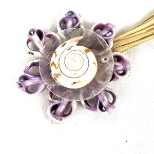 VIntage Handmade Ornament - Seashell Flower Ornament - Purple and White  - Beach Lover Gift Idea - Coastal Decor My40YearCollection