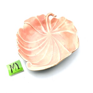 Mid Century Harold Johnson Pottery Leaf Platter: Salmon Pink Table Centerpiece