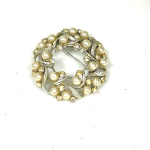 Vintage Faux Pearl Rhinestone Wreath Brooch