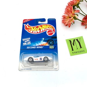 Vintage Mattel Hot Wheels Second Wind Car number 527 Collectible Race Car Toy Diecast Toy Car My40YearCollection image 2