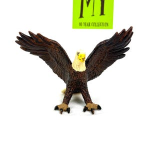 Figura de águila calva de Safari Ltd. - Figura vintage de plástico duro con alas extendidas - Figura realista de fauna silvestre - My40YearCollection