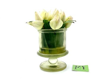 Centre de table vintage en fausses tulipes : vase en acrylique, décoration de mariage