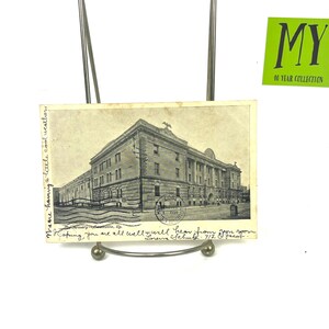 Antyczna pocztówka - Sepia The Armory Lousville, Ky Pocztówka - Antyczne pismo - 2 Cent Red Washington Stamp Opublikowany w 1907 r.