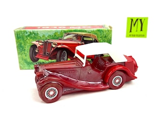 Vintage Avon 1936 MG Car Cologne Bottle: Wild Country Aftershave, Original Box