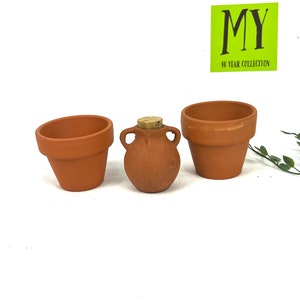 Vintage Terra Cotta Miniature Pots & Jug: Dollhouse Decor