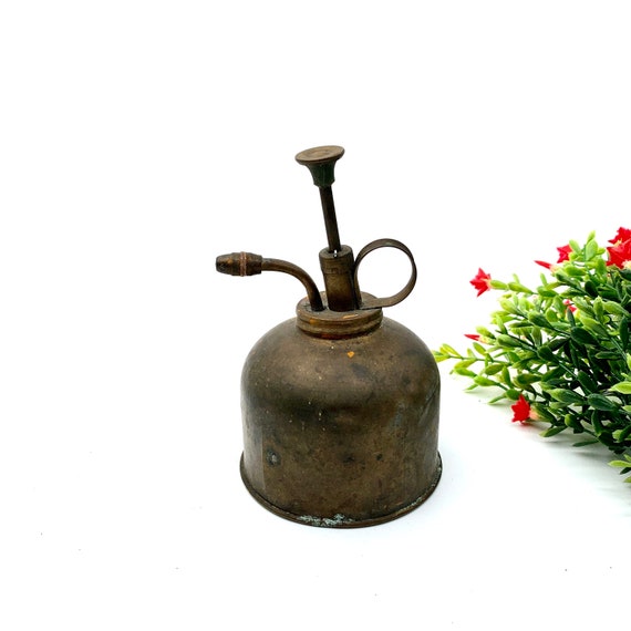 Vintage Small Oil Can Hand Pump Cam Trade Mark 333 No 107 Made in Hong Kong  Rustic Industrial Decor My40yearcollection 