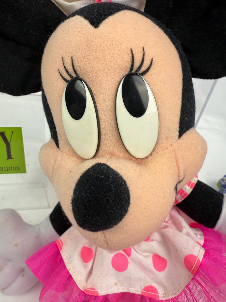Vintage 1990-tals Mattel Minnie Mouse plysch med etiketter Mickeys prylar för barn bild 7