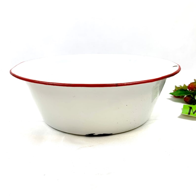 Vintage Large White with Red trim Enamelware Basin Bowl or Tub Used Chippy Rustic Farmhouse Kitchen Decor My40yearCollectioon 