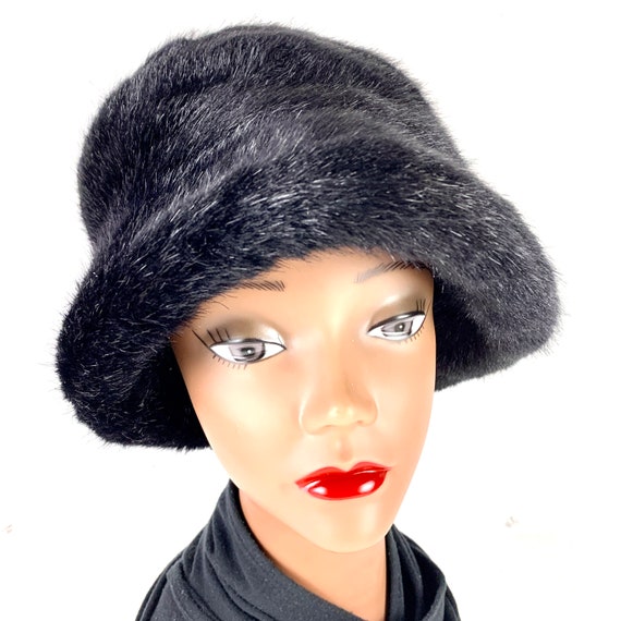 Vintage Betmar New York Faux Fur Black 