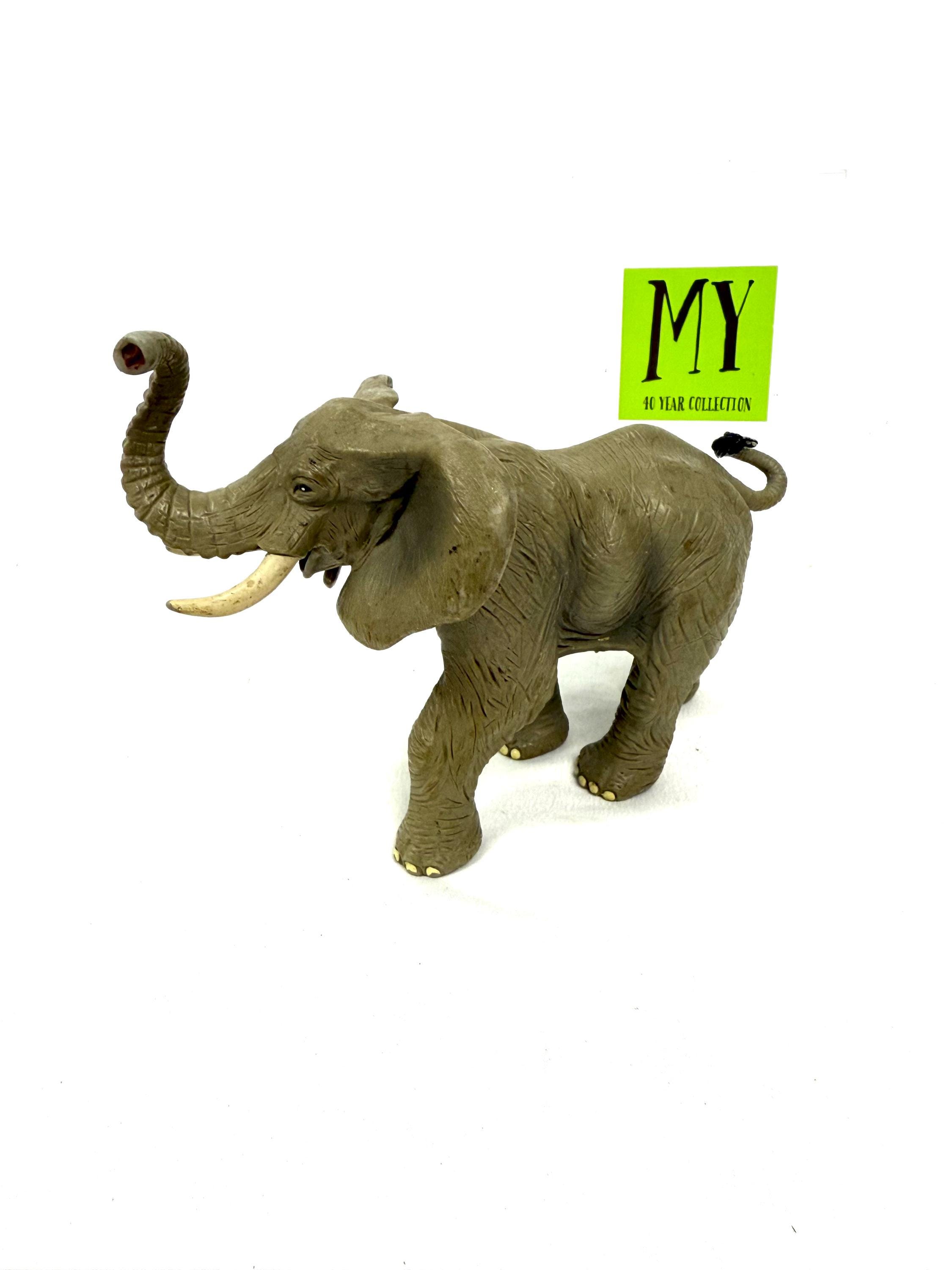 1985 JOHN RAYA Elephant 象オブジェ USA製 ビンテージ Vintage 2003 Safari Ltd Hard Plastic Elephant Toy – Trunk up