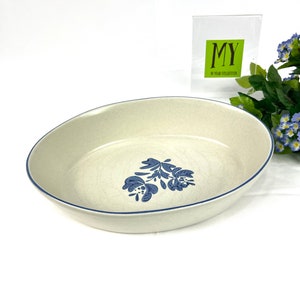 Vintage Stoneware 10 inch Casserole Baker - Pfaltzgraff Yorktowne China - 241 - Blue Floral with Blue Trim - My40YearCollection