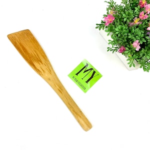 Vintage Bamboo Spatula: Rustic Farmhouse Kitchen Decor