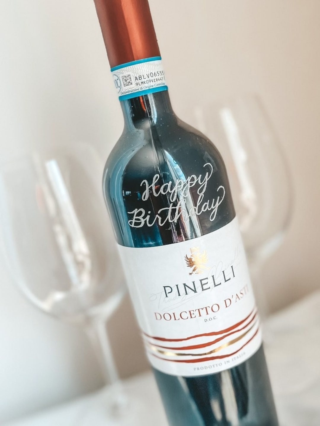 10 Creative Liquor Bottle Engraving Ideas to Make Your Gift Stand Out!