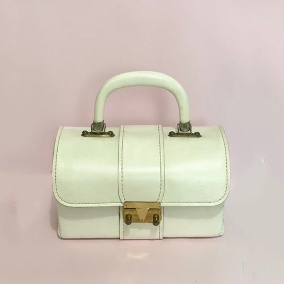 Vintage 60s white leather box purse - image 2