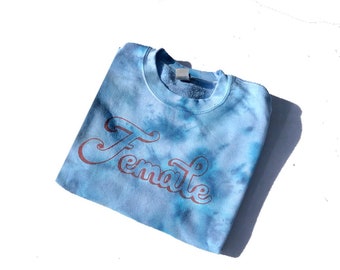 Female graphic blue tie dye crewneck sweatshirt S