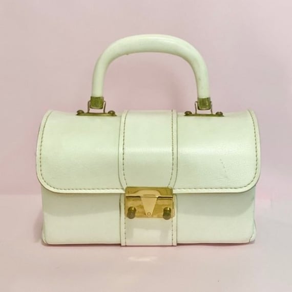 Vintage 60s white leather box purse - image 1