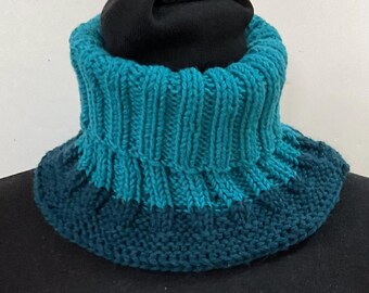 Vermont Hand Knit Wool Neckwarmer Stocking Stuffers in Celestial Blue with Border