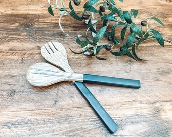 Natural bamboo and charcoal | salad servers