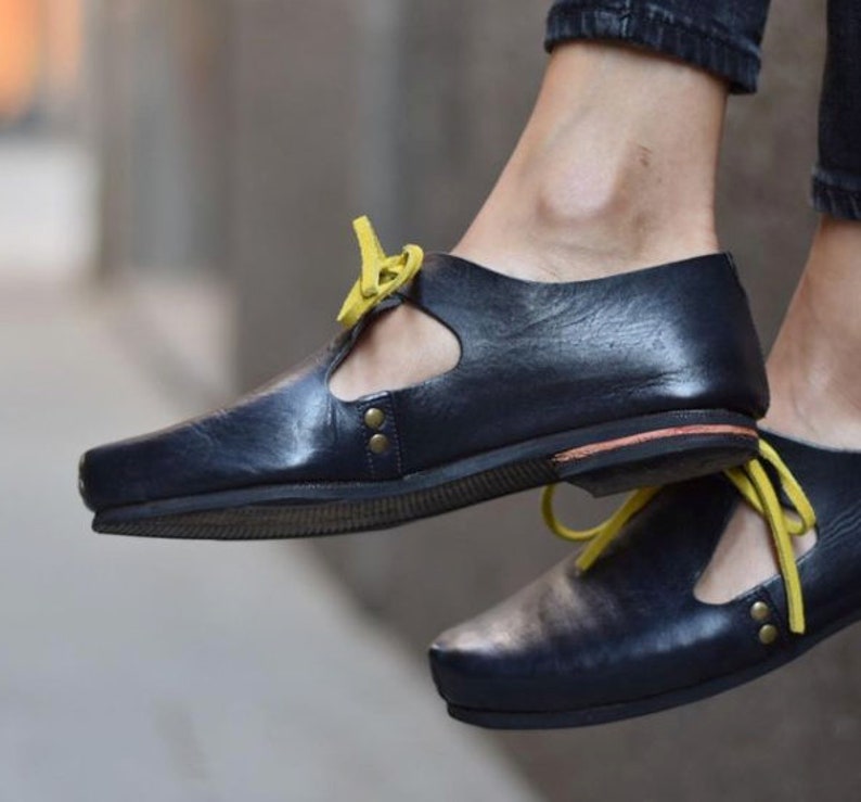 darkacademia steampunk cottagecore Leather shoe black woman vintage boot vintage victorian lightacademia espadrille huarache witch pirate