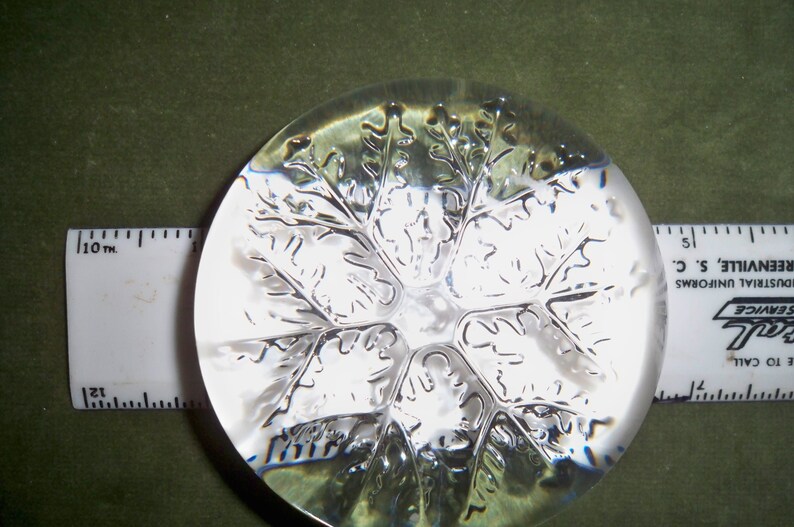Vintage Paperweight Dome Top Snow Flake Clear Glass No Damage 3 1/2 ...