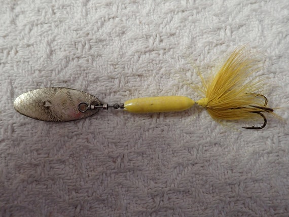 Wordens Vintage Yellow Rooster Tail Fishing Lure Used Offers Welcome 