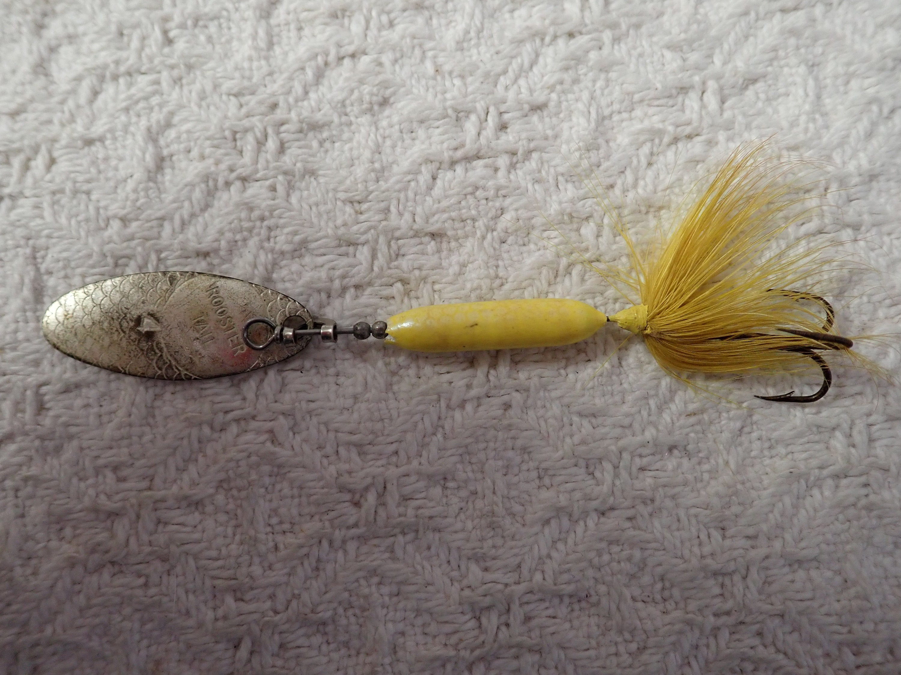 Wordens Vintage Yellow Rooster Tail Fishing Lure Used Offers Welcome -   Singapore