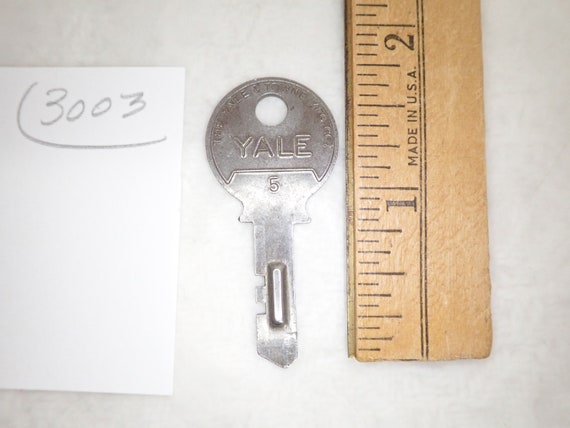 Vintage Yale & Towne Mfg. Co. Key No. 5 Used Good Condition 