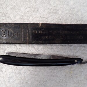 Antique Straight Razor IXL Electric Cutlery Co. George Westenholm & Son&#39;s  with Box