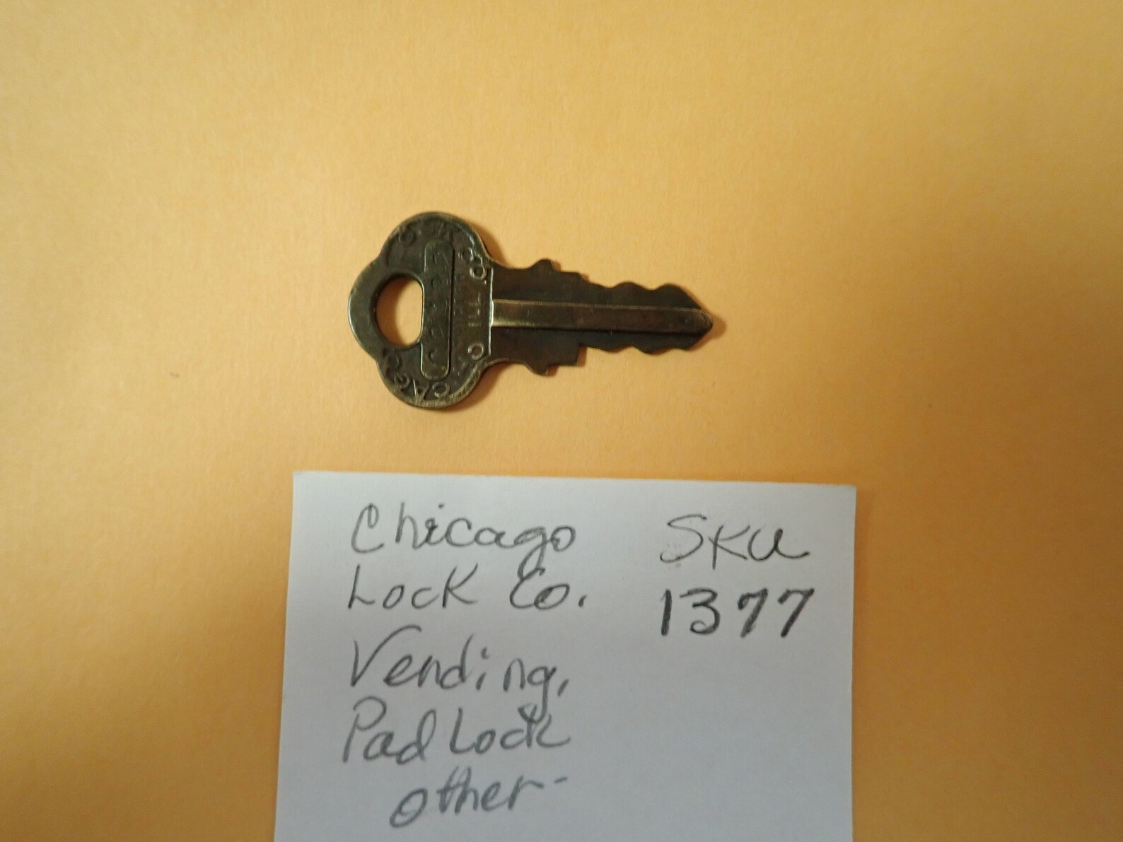 Vintage Chicago Lock Co. Vending Machine Key No. C2432 Good Etsy