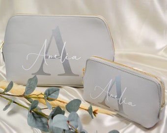 Personalized cosmetic bag with initial and name | Birthday gift for mom | Gift for best friend | personalized toiletry bag