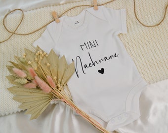 Personalisierter Babybody | Schwangerschaftsverkündung | Geschenk Papa | Muttertagsgeschenk | Geschenk zur Geburt | Babygeschenk