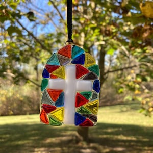 Cross-Fused Glass