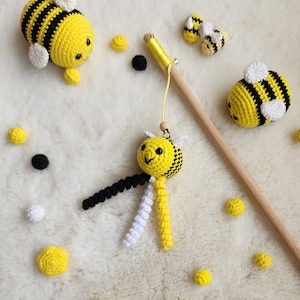 Bee cat fishing rod, Cute cat teaser, Cat wand, Prey cat toys, Fishing Pole for Cats,  Catnip cat toy, hunting toy,  cat gift idea
