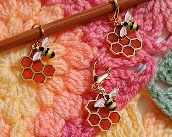 Stitch Marker Bee & Honeycomb, Crochet Gifts, Knitting Gifts, Crochet Kit, Crochet and Knitting Accessories, Zipper Pulls, Bag Charm