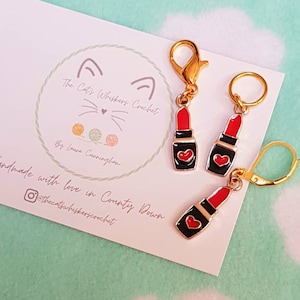 Lipstick Stitch Marker, Stitch Markers for Crochet and Knitting, Progress Keepers, Stitch Markers UK, Lipstick Charms, Zipper Pull, Notions