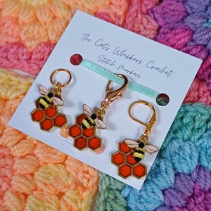 Stitch Marker Bee & Honeycomb, Crochet Gifts, Knitting Gifts, Crochet Kit, Crochet and Knitting Accessories, Zipper Pulls, Bag Charm image 5