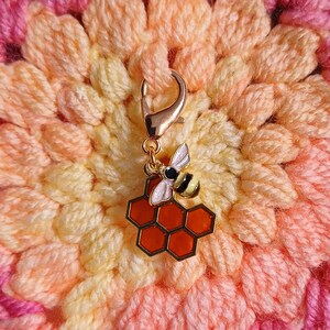 Stitch Marker Bee & Honeycomb, Crochet Gifts, Knitting Gifts, Crochet Kit, Crochet and Knitting Accessories, Zipper Pulls, Bag Charm image 10