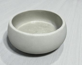 Handmade Concrete Bowl - Versatile Decorative Piece for Coffee Tables, Dining Tables, or as a Concrete Planter, Jewelry Dish, Large Planter