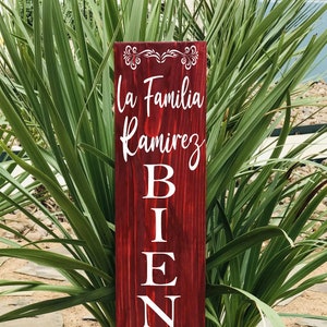 XL Available Spanish Front Porch WELCOME Sign, Vertical Wooden Sign, Customizable Last Name Sign, Español Wood Sign, Free Shipping