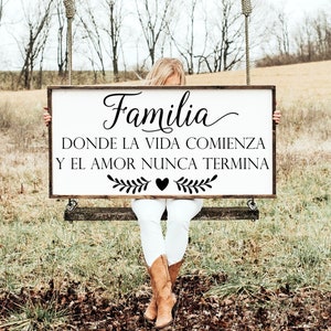 White Washed La Familia Wood Sign ,Español Entryway Sign, Living Room Decor, Home Sign, Mi Casa Es Su Casa, Spanish Sign, Spanish Decor,